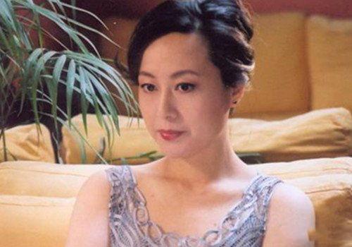 周里京的个人资料,影视界璀璨的明星，才华横溢的艺术家