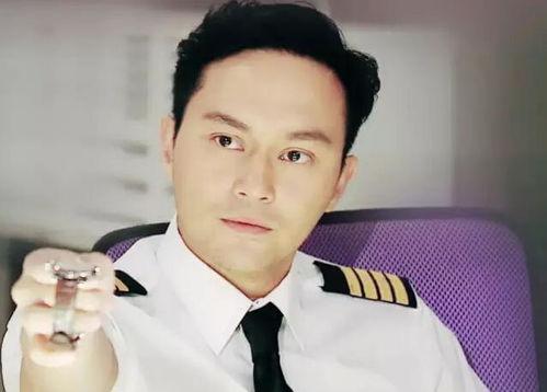 晴天娃娃男明星,揭秘男明星的阳光魅力